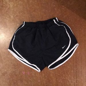 Navy blue nike tempo running short